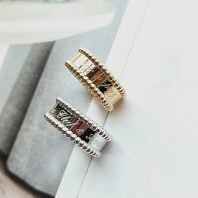 Van Cleef & Arpels Signature Ring -3697  